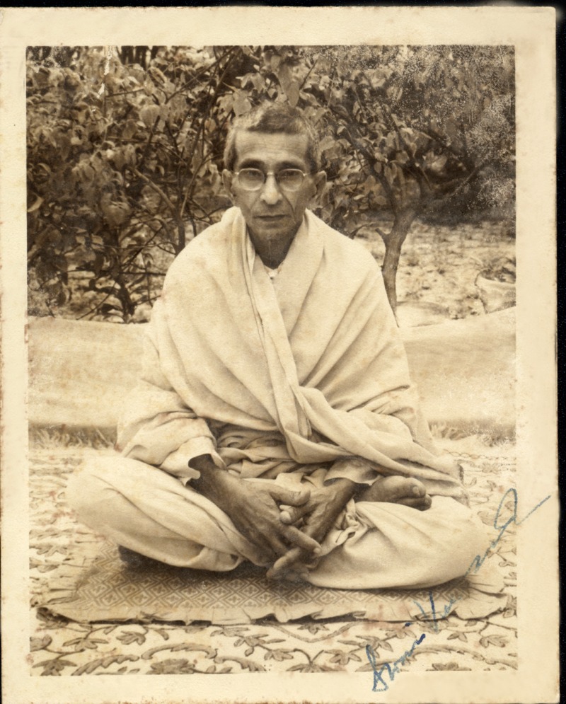 Swami Vireswarananda